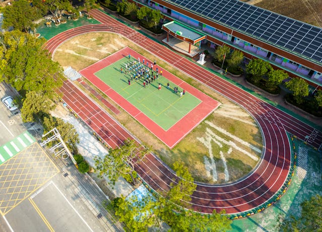 Terrains multisports durables pour une utilisation sportive soutenue